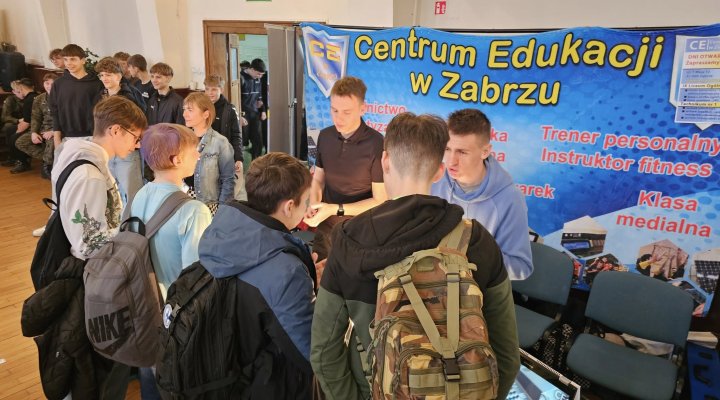 Szkolne Prezentacje 2025